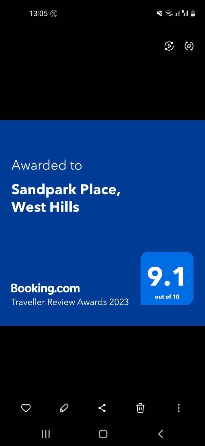 Sandpark Place, West Hills Accra Exterior photo