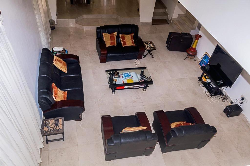 Sandpark Place, West Hills Accra Exterior photo