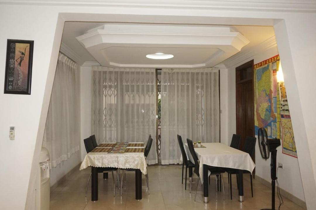 Sandpark Place, West Hills Accra Exterior photo