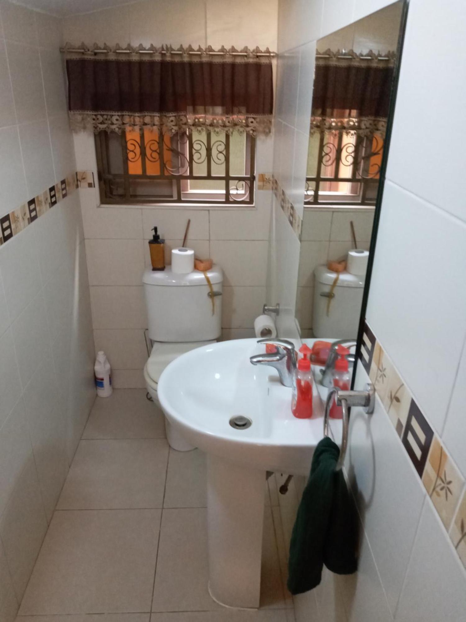 Sandpark Place, West Hills Accra Exterior photo