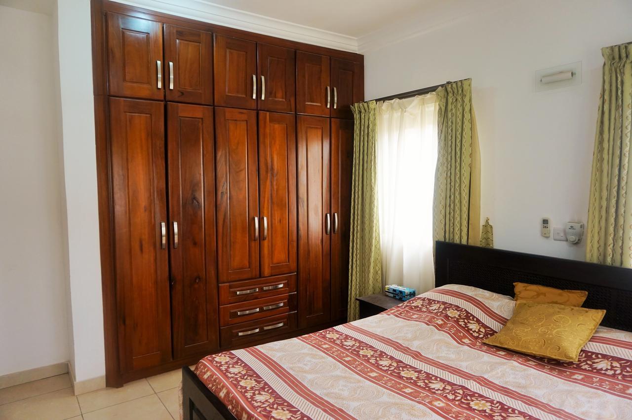 Sandpark Place, West Hills Accra Exterior photo